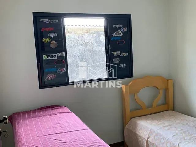 Sobrado 4 quartos e 3 banheiros, à venda, no bairro Jardim da Luz em Embu das Artes
