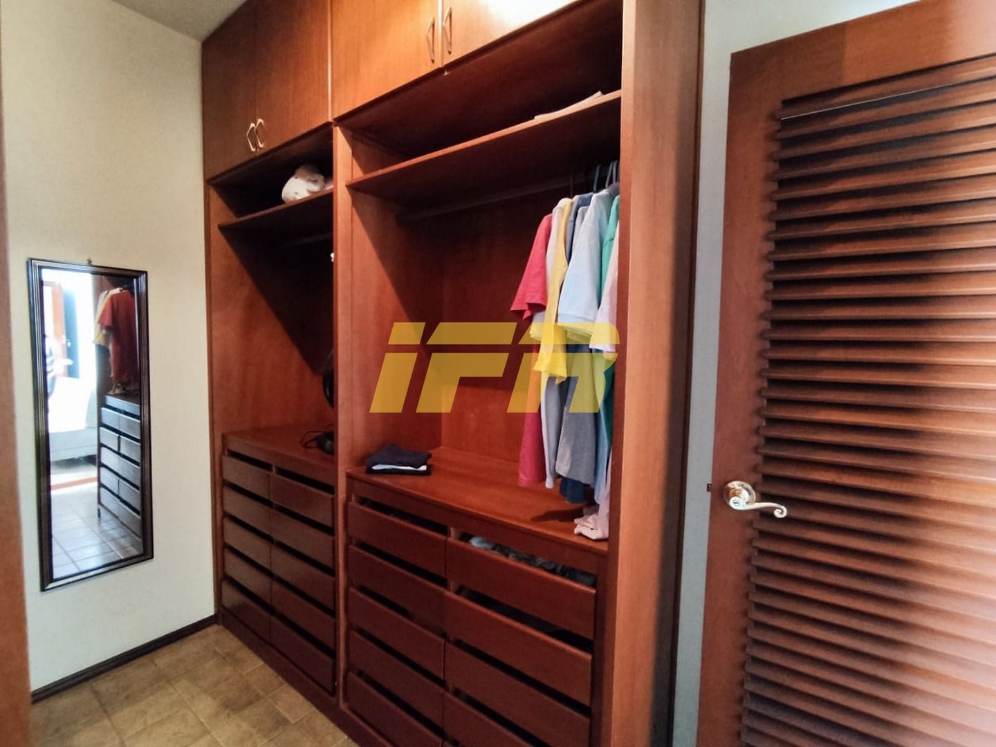 Sobrado, 4 quartos, 300 m² - Foto 31