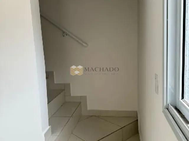 Sobrado com 175m² 3 quartos e 2 banheiros, à venda, no bairro Portais (Polvilho) em Cajamar