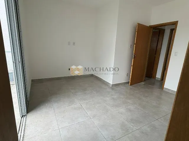Sobrado com 175m² 3 quartos e 2 banheiros, à venda, no bairro Portais (Polvilho) em Cajamar