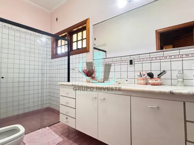 Sobrado com 805m² 5 quartos e 7 banheiros, à venda, no bairro Centro em Araraquara