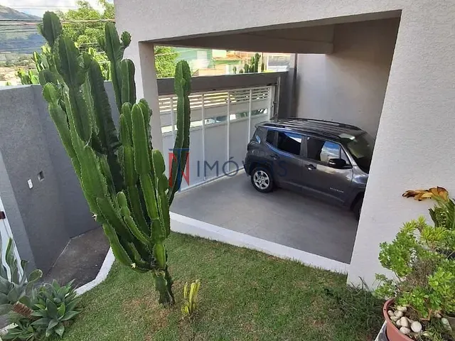 Sobrado com 296m² 3 quartos e 4 banheiros, à venda, no bairro Jardim Maristela em Atibaia