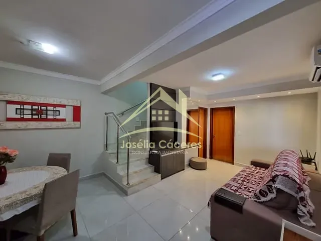 Sobrado com 125m² 3 quartos e 2 banheiros, à venda, no bairro Centro-Sul em Várzea Grande