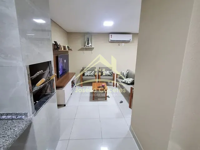 Sobrado com 125m² 3 quartos e 2 banheiros, à venda, no bairro Centro-Sul em Várzea Grande