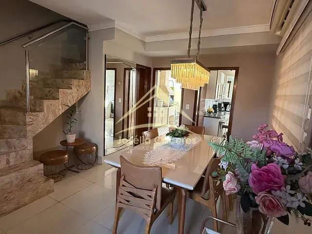 Sobrado com 125m² 3 quartos e 2 banheiros, à venda, no bairro Centro-Sul em Várzea Grande