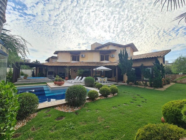 Sobrado com 1048m² 4 quartos e 5 banheiros, à venda, no bairro Cidade Vera Cruz - Jardins Viena em Aparecida de Goiânia