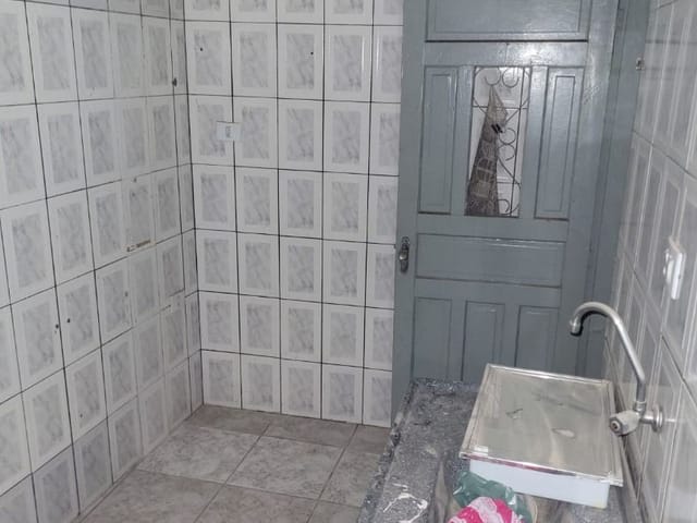 Sobrado com 50m² 1 quarto e 1 banheiro, para alugar, no bairro Guarapiranga em São Paulo