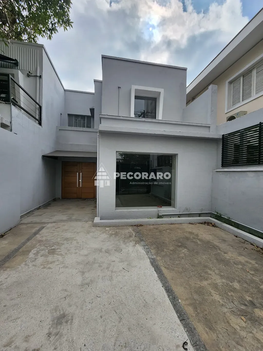 Sobrado, 1 quarto, 195 m² - Foto 1