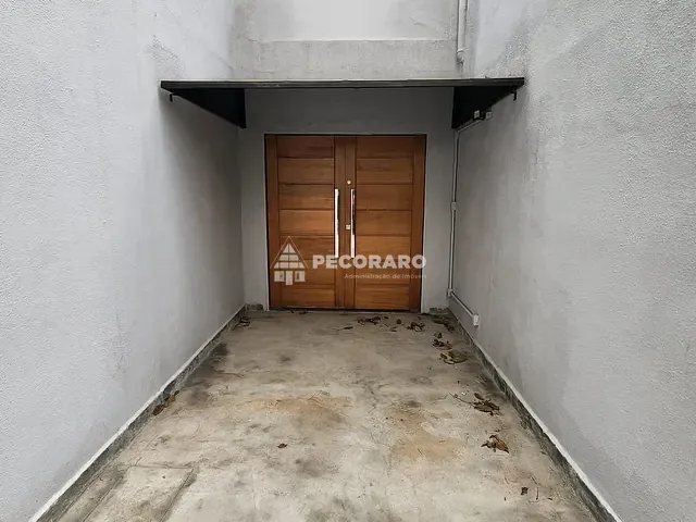 Sobrado com 173m², para alugar, no bairro Vila Nova Conceição em São Paulo