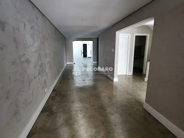 Sobrado com 173m², para alugar, no bairro Vila Nova Conceição em São Paulo