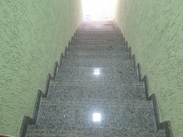 Sobrado com 80m² 2 quartos e 1 banheiro, para alugar, no bairro Campo Grande em Rio de Janeiro