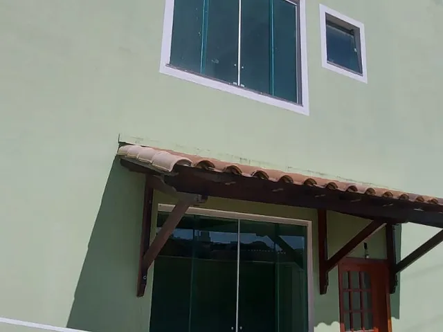 Sobrado com 150m² 3 quartos e 2 banheiros, à venda, no bairro Parque Xangri-Lá em Contagem