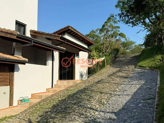 Casa com 1091m² 3 quartos e 5 banheiros, à venda, no bairro Paião em Guararema