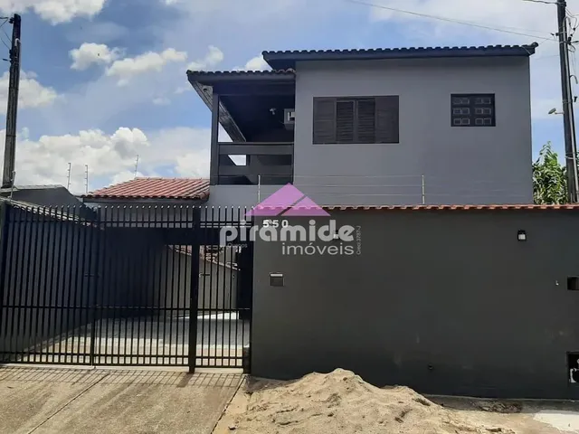 Sobrado com 250m² 4 quartos e 4 banheiros, à venda, no bairro Martim de Sá em Caraguatatuba