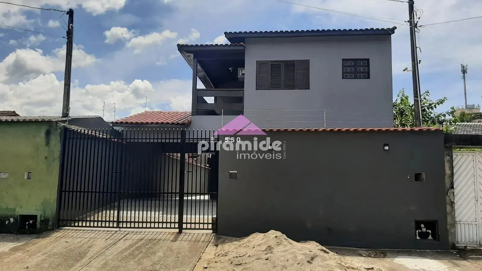 Sobrado, 4 quartos, 238 m² - Foto 1