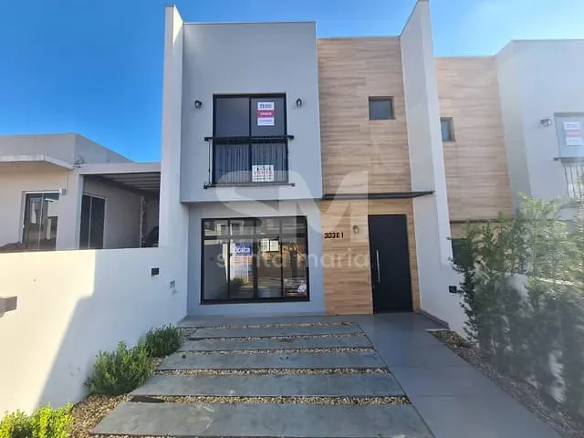 Casa com 124m² 3 quartos e 1 banheiro, à venda, no bairro Desbravador em Chapecó