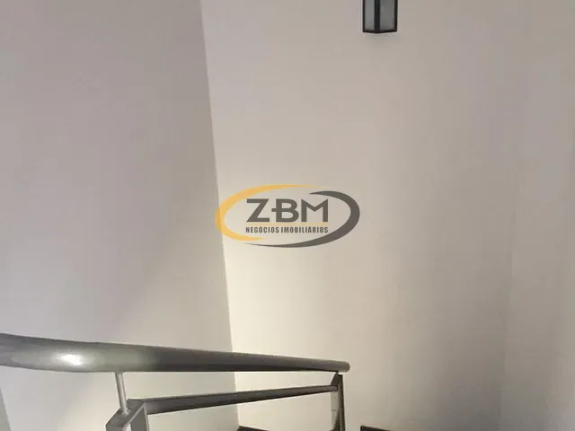 Casa 3 quartos e 3 banheiros, para alugar, no bairro Califórnia em Londrina