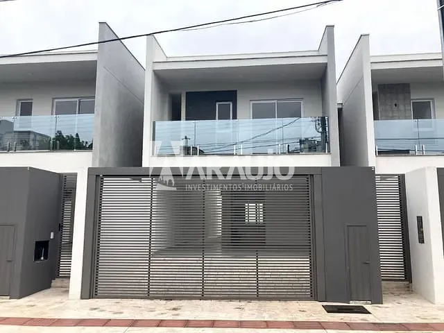 Sobrado com 163m² 3 quartos e 3 banheiros, à venda, no bairro São João em Itajaí