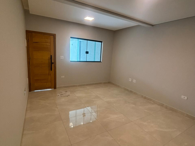 Sobrado 3 quartos e 3 banheiros, à venda, no bairro Vila Clarice em Santo André