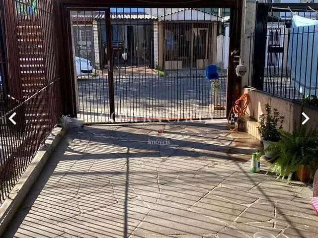 Sobrado com 83m² 3 quartos e 1 banheiro, à venda, no bairro Parque da Matriz em Cachoeirinha