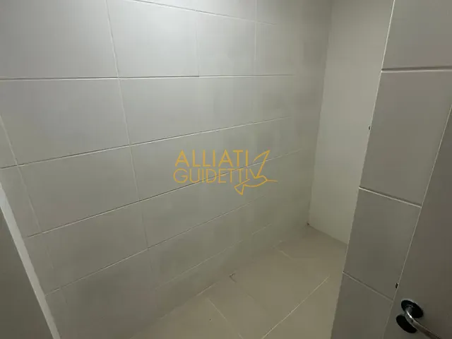 Sobrado 2 quartos e 2 banheiros, para alugar, no bairro Centro em Parobé