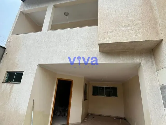 Sobrado com 243m² 4 quartos e 4 banheiros, à venda, no bairro Cardoso em Aparecida de Goiânia
