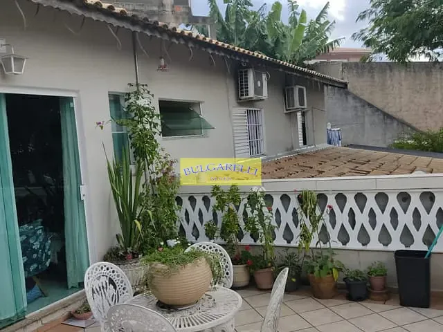 Sobrado com 240m² 3 quartos e 3 banheiros, à venda, no bairro Parque Cidade Jardim II em Jundiaí