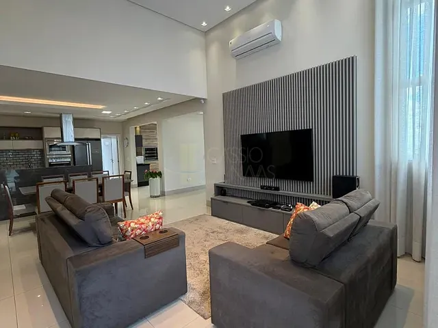 Sobrado com 339m² 4 quartos e 4 banheiros, à venda, no bairro Centro em Apucarana