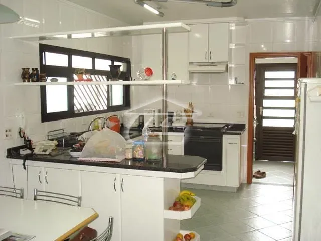 Sobrado com 360m² 5 quartos e 3 banheiros, à venda, no bairro Vila Nova Savoia em São Paulo
