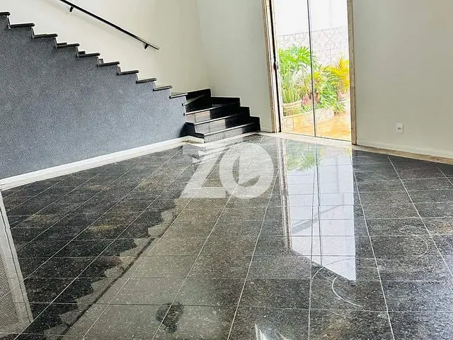 Sobrado com 247m² 3 quartos e 3 banheiros, à venda, no bairro Vila Riachuelo em Bauru