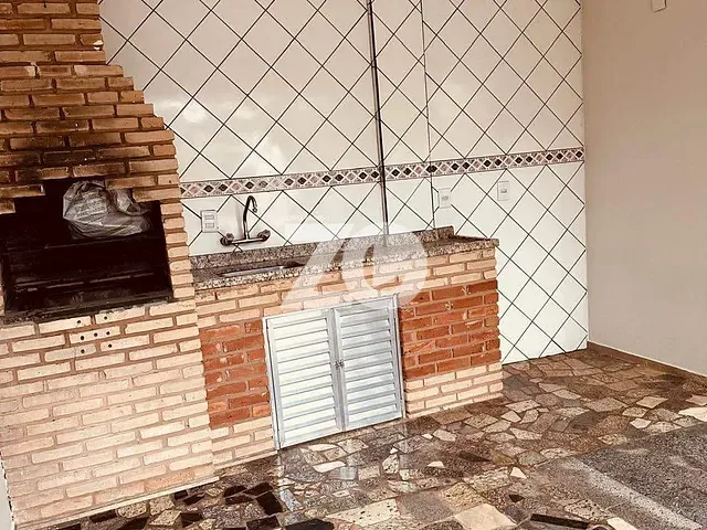 Sobrado com 247m² 3 quartos e 3 banheiros, à venda, no bairro Vila Riachuelo em Bauru