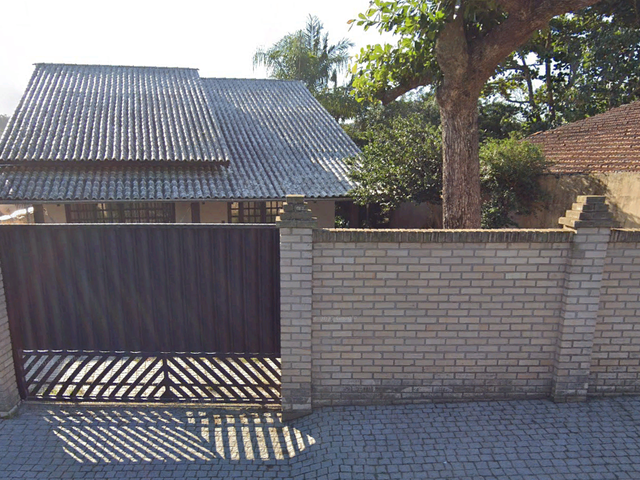 Sobrado com 360m² 4 quartos e 3 banheiros, à venda, no bairro Praia Grande em Penha
