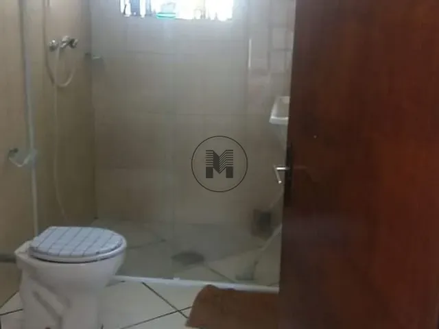 Sobrado com 90m² 3 quartos e 1 banheiro, à venda, no bairro Pedregulho em Guaratinguetá