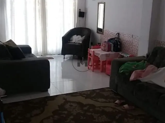 Sobrado com 90m² 3 quartos e 1 banheiro, à venda, no bairro Pedregulho em Guaratinguetá