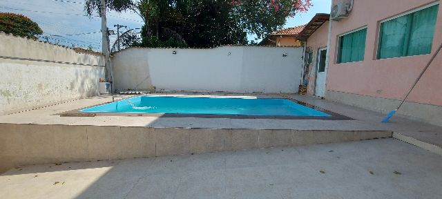 Sobrado com 435m² 5 quartos e 4 banheiros, à venda, no bairro Jardim Santa Luzia em Pindamonhangaba