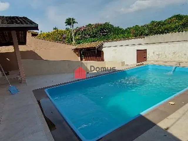 Sobrado com 435m² 5 quartos e 4 banheiros, à venda, no bairro Jardim Santa Luzia em Pindamonhangaba