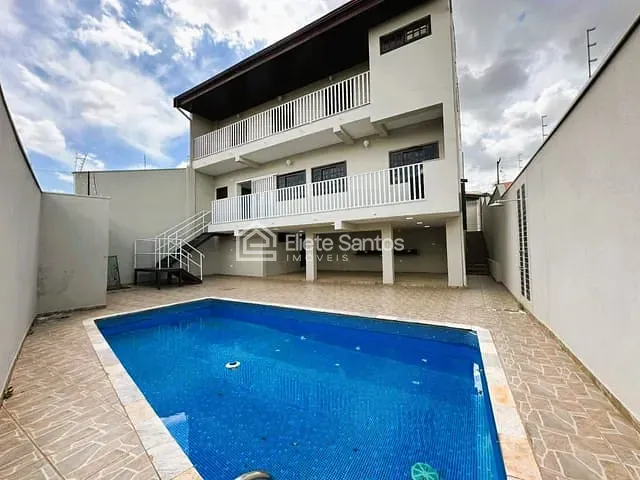 Sobrado com 312m² 4 quartos e 5 banheiros, à venda, no bairro Bela Vista em Americana