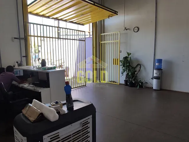 Sobrado com 255m², à venda, no bairro Aragarça em Londrina
