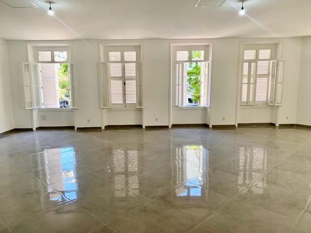 Sobrado para alugar, no bairro Centro em Petrópolis