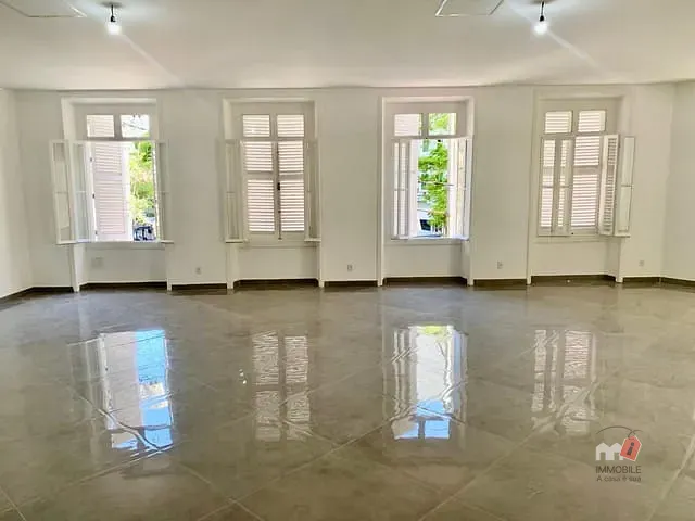 Sobrado para alugar, no bairro Centro em Petrópolis