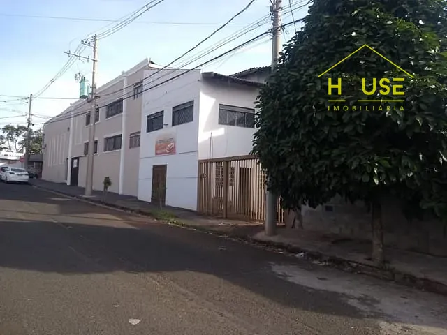 Sobrado com 154m², à venda, no bairro Jardim Caparroz em São José do Rio Preto