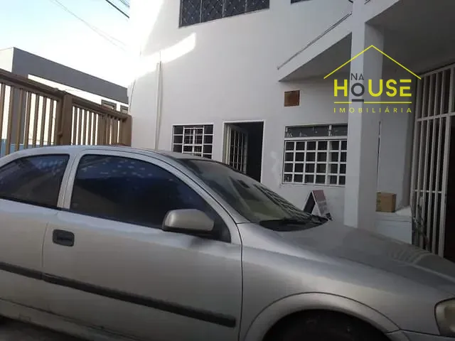 Sobrado com 154m², à venda, no bairro Jardim Caparroz em São José do Rio Preto