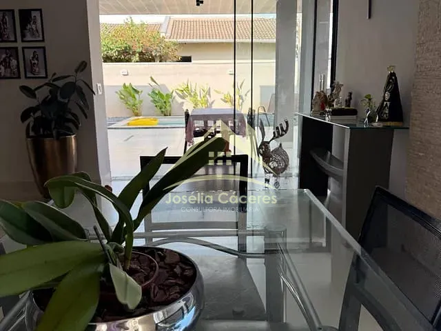Sobrado com 467m² 4 quartos e 5 banheiros, à venda, no bairro Condomínio Florais Cuiabá Residencial em Cuiabá