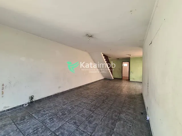 Sobrado 3 quartos e 4 banheiros, à venda, no bairro Parque Fongaro em São Paulo