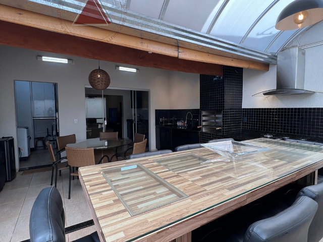 Sobrado com 155m² 3 quartos e 3 banheiros, à venda, no bairro Esplanada Primo Meneghetti/ Jardim Piratininga/ Vila Santa cruz em Franca