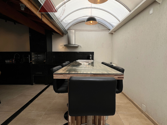 Sobrado com 155m² 3 quartos e 3 banheiros, à venda, no bairro Esplanada Primo Meneghetti/ Jardim Piratininga/ Vila Santa cruz em Franca