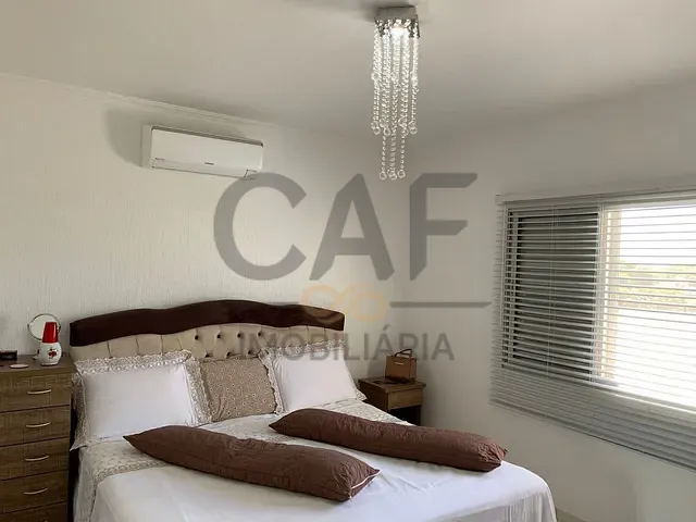 Sobrado com 300m² 3 quartos e 3 banheiros, à venda, no bairro Nucleo Residencial Doutor Joao A Nassif em Jaguariúna
