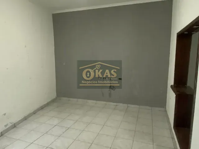 Sobrado com 300m² 2 quartos e 2 banheiros, à venda, no bairro Vila Amorim em Suzano