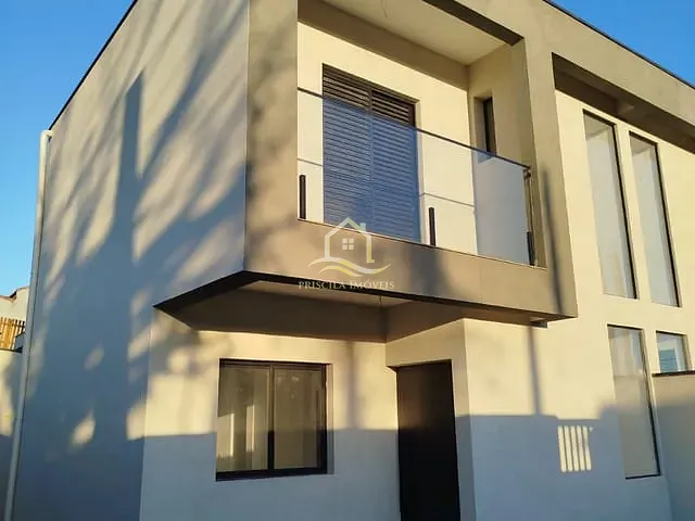 Sobrado com 100m² 2 quartos e 3 banheiros, à venda, no bairro Boraceia em Bertioga