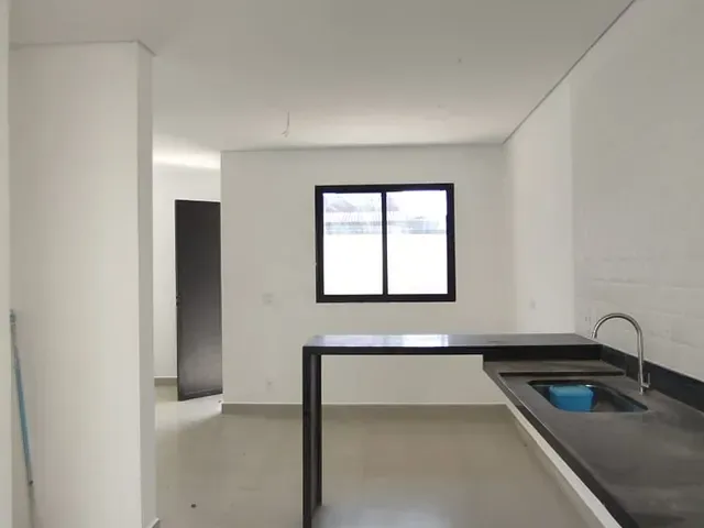 Sobrado com 100m² 2 quartos e 3 banheiros, à venda, no bairro Boraceia em Bertioga
